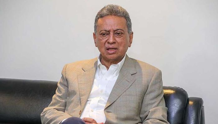 আর্থিক খাতের ‘নাজুক’ দশা: উত্তরণে দুই বছরের ‘কুশন’ চায় সরকার