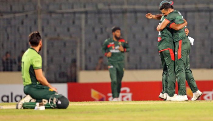 পাকিস্তানকে হারিয়ে রোমাঞ্চকর সিরিজ জিতল বাংলাদেশ