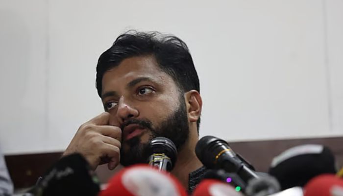 প্রতিমন্ত্রীত্ব ছাড়লেন ইশরাক, দুঃখ প্রকাশ করে মাদক নির্মূলের অঙ্গিকার
