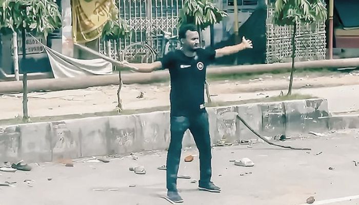 নাখোশ সাঈদের মা-বাবা, বড়কর্তাদের বাঁচিয়ে ছোটদের সাজার অভিযোগ