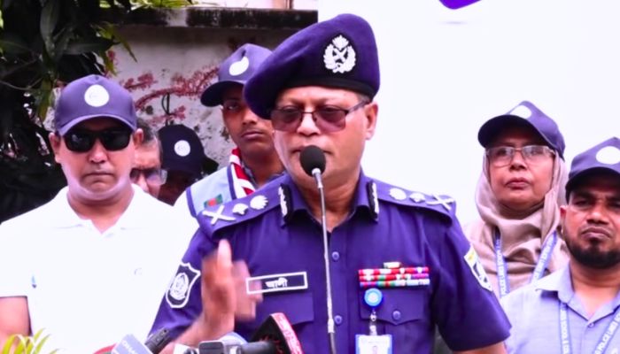 ষড়যন্ত্রকারী আপনাদের ভেতরেও আছে, আমাদেরও আছে: আইজিপি